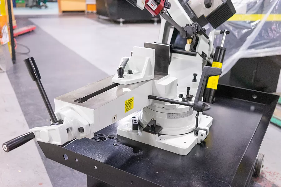 Станок ленточнопильный Stalex BS-712GR